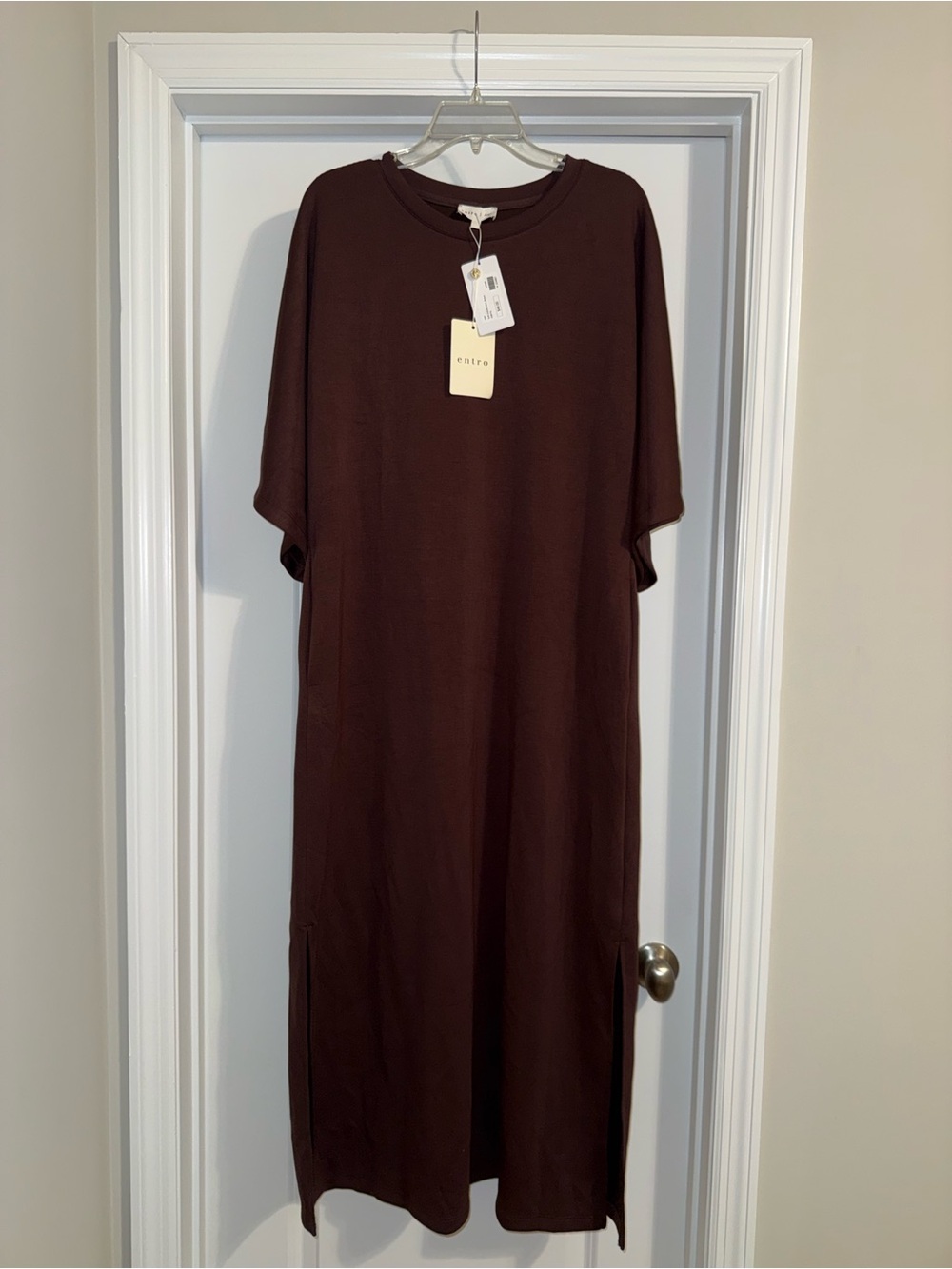 NWT Entro Brown Short-Sleeve Maxi Dress